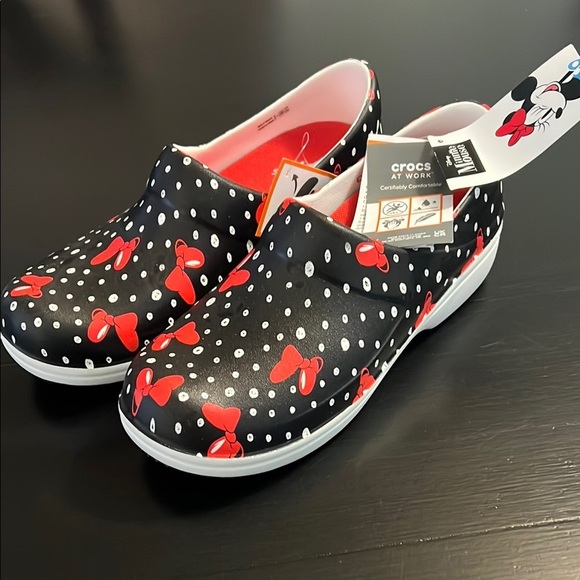 CROCS Minnie Mouse clogs - Picture 1 of 5